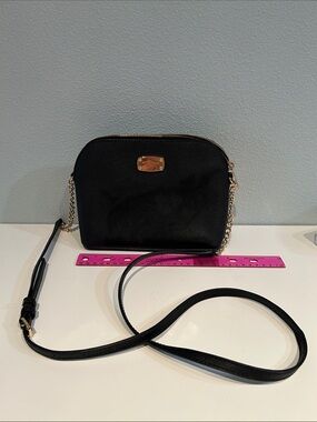 Michael Kors Black Crossbody with Gold Plate and Chain*
